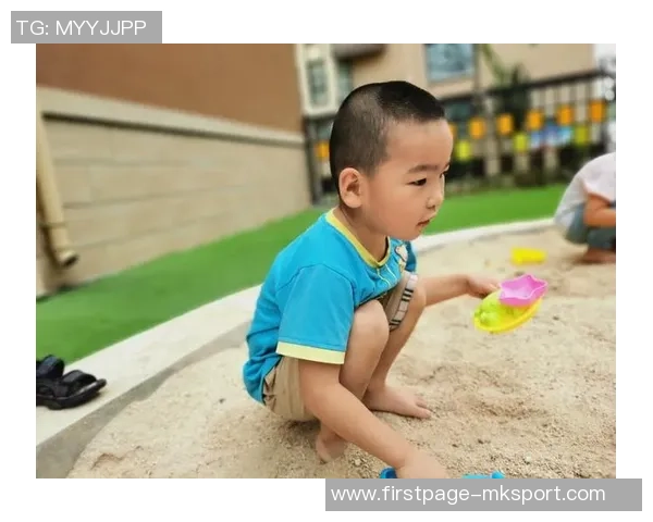 布鲁克洛佩斯的篮球之路与职业生涯精彩瞬间回顾